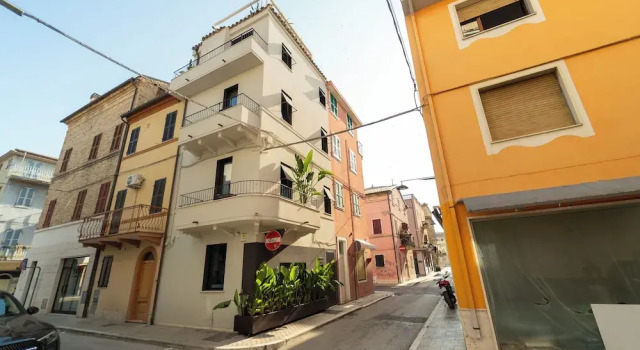 B&B Flow, Rezervovat Penzión se snídaní San Benedetto del Tronto 