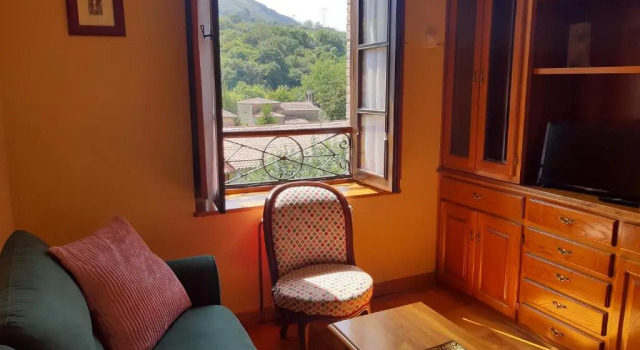 Апартаменты с 3 комнатами Apartamentos Rurales La Escuela