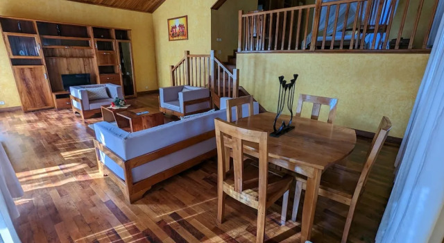 Бунгало Deluxe Andasibe Cyperus Hotel
