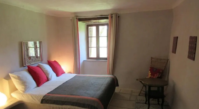 La Ferme de la Condamine, Prenota Bed & breakfast Hotel a Alvernia con parcheggio, Parcheggio