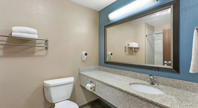 Четырёхместный номер Standard Best Western Sonora Inn & Suites