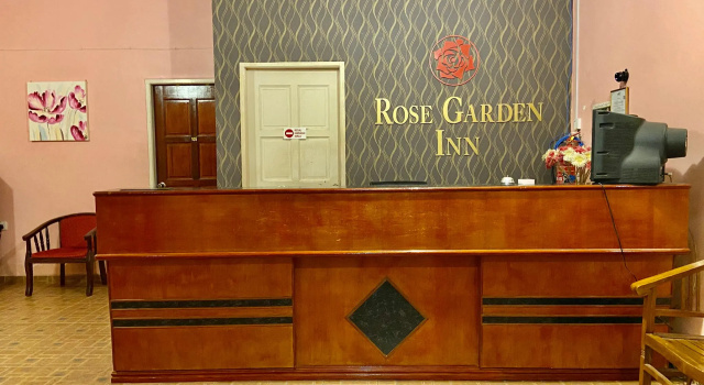 Rose Garden Inn, Забронировать Отель Кота-Бару Келантан, рядом с Торговый центр Kota Bharu