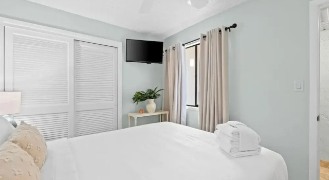 Sugar Beach Condo B-14, Забронировать Апартаменты/квартира Панама-Сити Панхэндл Флорида, рядом с Загородный клуб "Сигнал Хилл"