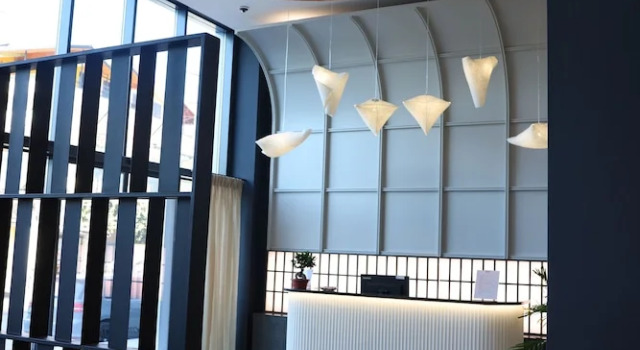 Mece Hotel Tirana, Забронировать Отель Отели в центре Тираны, в центре, Завтраки, Парковка