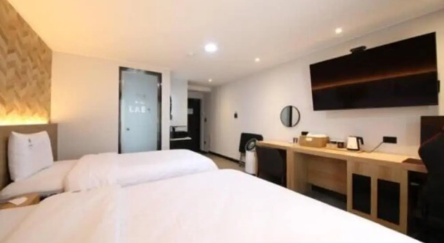 Двухместный номер Deluxe с балконом LABE Hotel