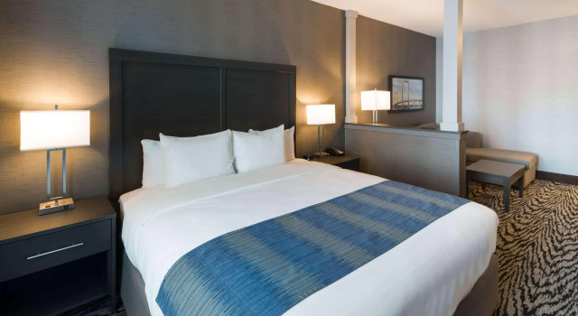 Comfort Suites Kennewick At Southridge, Забронировать Отель Отели Tri-Cities с бассейном, Бассейн