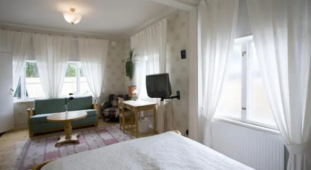 Vastra Station Hotel and B&B, Book Bed and Breakfast Norrköping 
