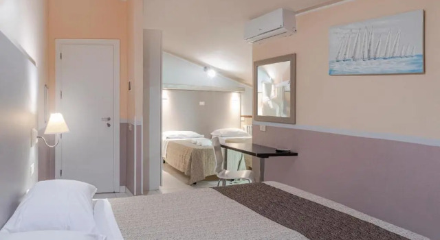 Четырёхместный номер Standard Albergo Serena