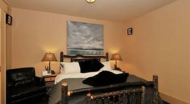 Dragonfly Dock Bed And Breakfast