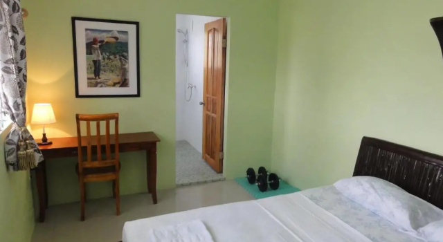 Номер Royal Sea Turtle House Moalboal