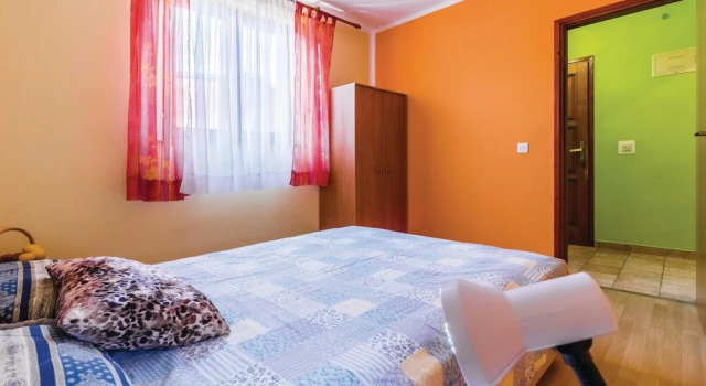 Amazing Home in Liznjan With Wifi and 2 Bedrooms, Забронировать Отель Отели в центре Лижнян, в центре