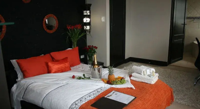 Двухместный номер Standard с балконом Africa Paradise Airport Boutique Hotel