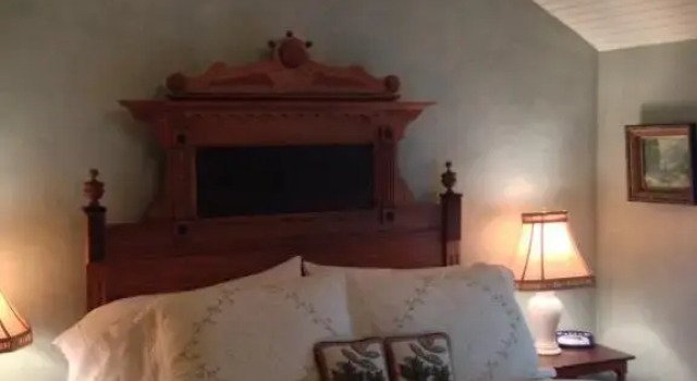 Люкс The White House Inn