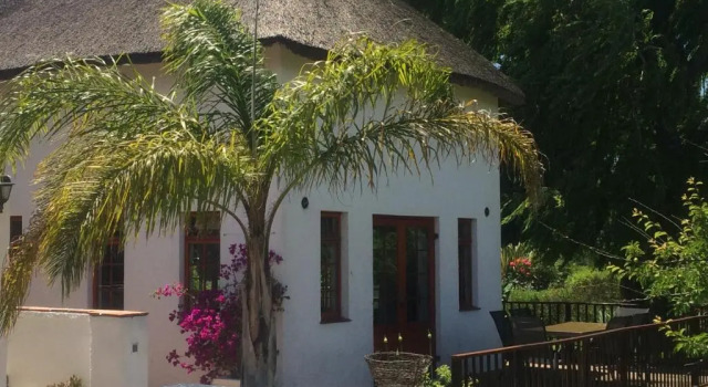 Коттедж с видом на сад Acara Guesthouse & Cottages