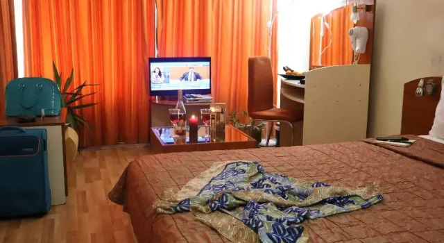 Семейный номер Standard с балконом Семеен Hotel Palitra