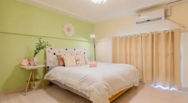 Люкс с 2 комнатами Guangzhou Nuanju Film and Television Theme Apartment