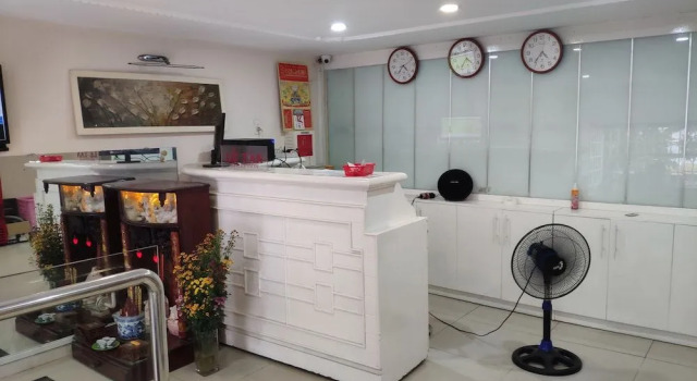 OYO 548 Kim Anh, Забронировать Отель Binh Tan District 