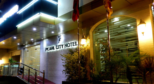 Pearl City Hotel