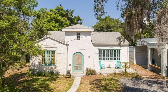 Spanish Beach Bungalow, Забронировать Дом для отпуска Коттеджи Daytona Beach Area, Коттедж