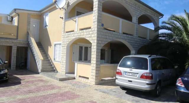 Апартаменты Ferien Haus Evita auf Insel Vir - Wohnung I