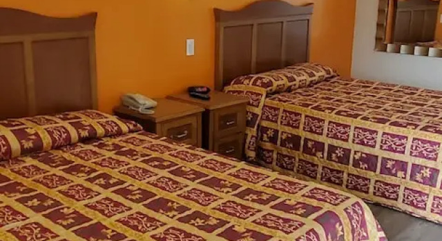 Одноместный номер Economy c 1 комнатой Anaheim National Inn