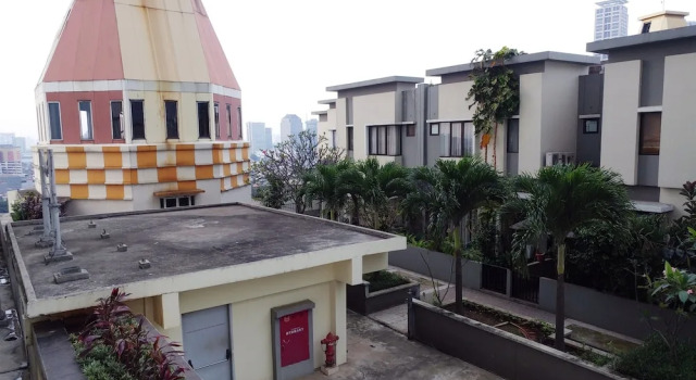 Cosmo Terrace Near Thamrin City, Забронировать Апартаменты/квартира Отели Джакарты с парковкой, рядом с Jakarta Textile Museum, Парковка