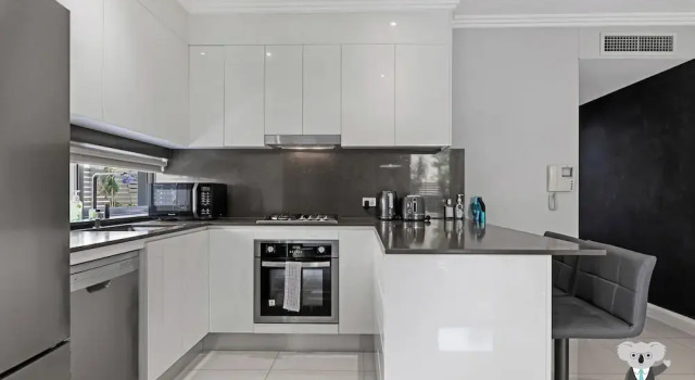 Kozyguru | Ryde | Cosy 2Bed Apt With Private Yard, Забронировать Апартаменты/квартира Райд Sydney Region