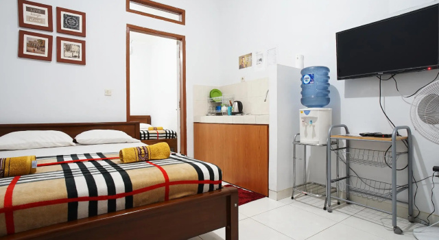 Standard Studio Zenrra House