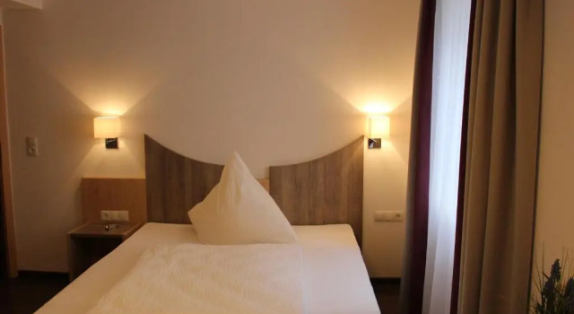 Номер Standard Hotel-Gasthaus-Kraft