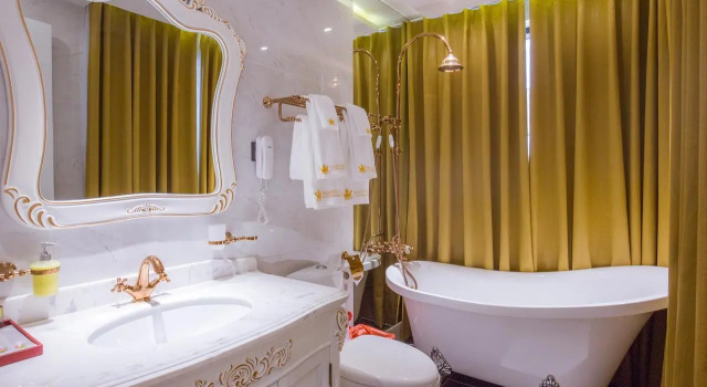 Номер Standard Hoang Trieu Hotel