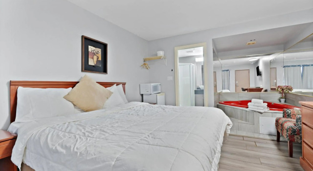 Niagara Lodge & Suites, Buchen Sie Gasthaus Günstige Hotels in New York State