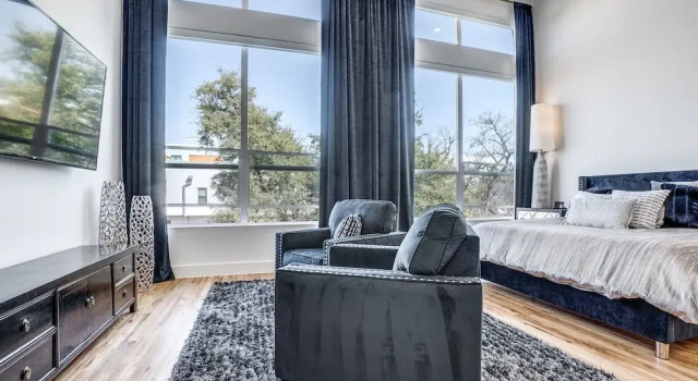 2912 Raleigh