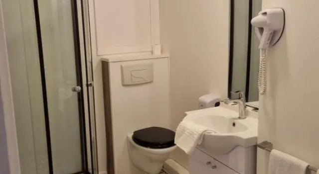 Семейный номер Standard Hotel Café de la Gare
