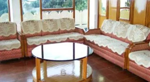 Hotel Spring