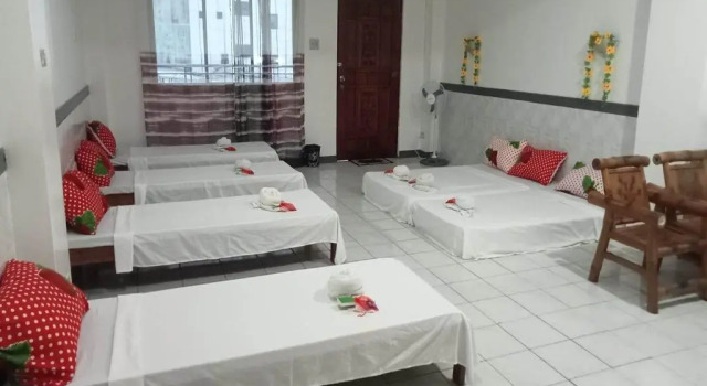 Istroberi Inn Palawan near Airport, Prenota Affittacamere Città di Puerto Princesa 