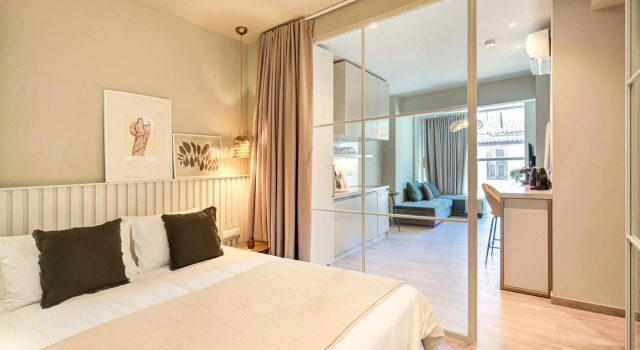 9 Muses Exclusive Suites In Syntagma