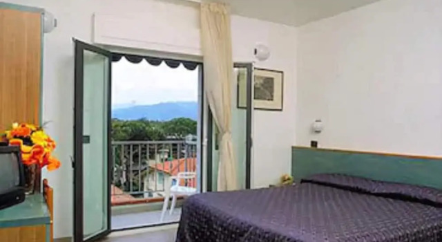 Двухместный номер Standard с балконом Hotel Fortunella