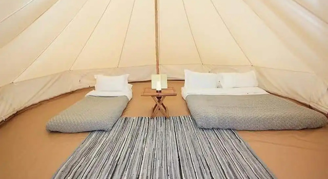 17 'talitha' Bell Tent Glamping Anglesey, Rezervasyon Kamp Alanı Holyhead Anglesey