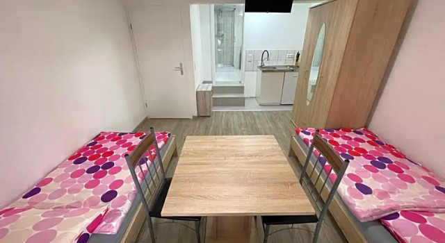Hotel Op de Eck, 예약 호텔 Niederkassel 북 라인 베스트팔렌