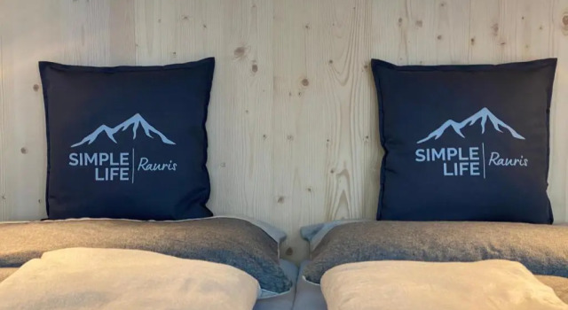 Simple Life Apartments