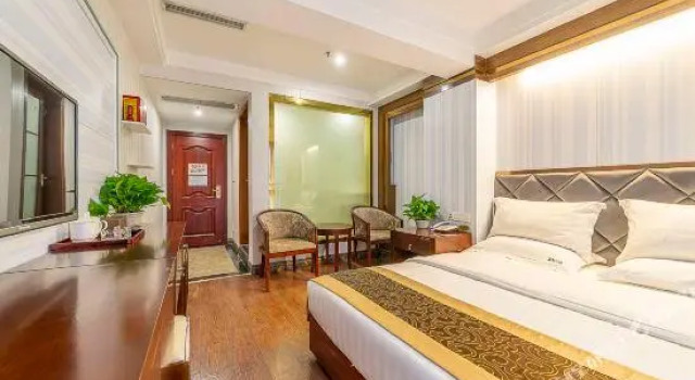 Laikedi Business Hotel