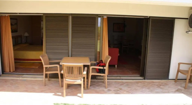 Апартаменты Apartamento T1 - Praia Senhora da Rocha