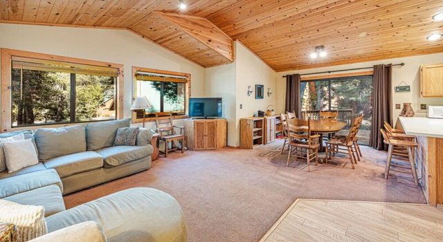 Four Bears Lodge by Tahoe Mountain Properties, Забронировать Отель Отели Скво-Вэлли 4 звезды, 4*