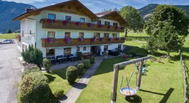 Hotel-Pension Das Platzl, Boek Hotel Hotels in Stiermarken met parkeren, Parkeren