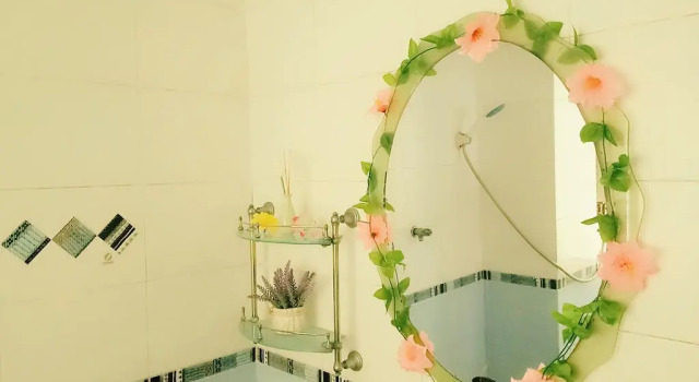 Sanya Wisteria Youth Hostel, Book Hostel Sanya Hainan