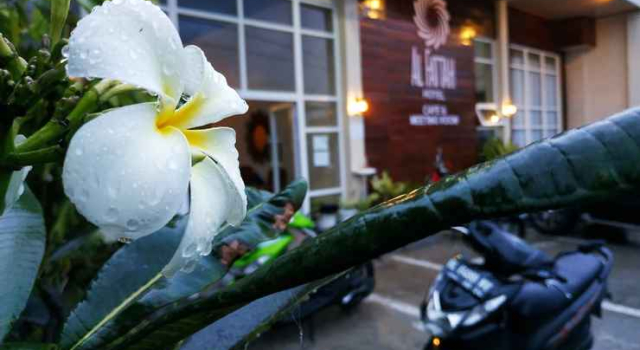 Al Fattah Hotel Cafe And Meeting Room, Réserver Hôtel Simpang Tiga Redelong Indonésie