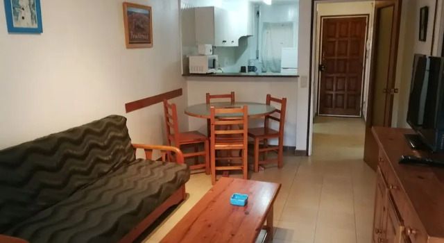 Ideal Family Apartment, Capacity 5 People Very Close to the Beach
