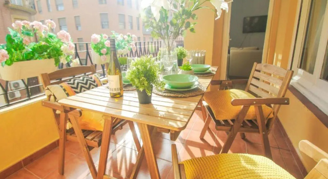 Апартаменты с балконом Malaga Center Flat Holidays City Center