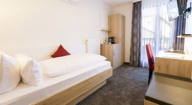 Одноместный номер Standard с балконом Hotel Restaurant Schiff