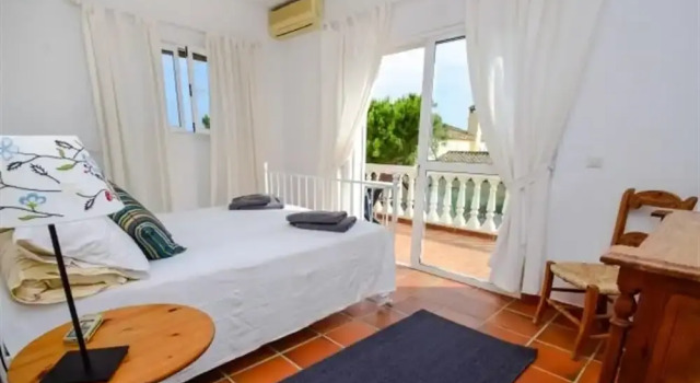 Cutest Beach Villa - 30 M To Beach